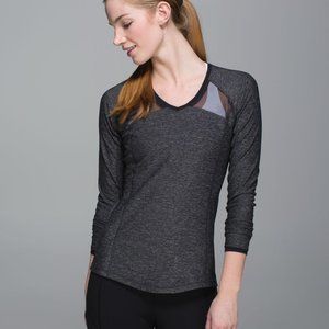 Lululemon Pace Pusher Long Sleeve Heathered Black / Black Size 8